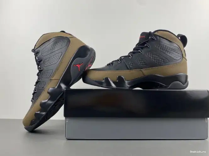 One Kick HV4794-030 Jordan 9 Olive Air 0627